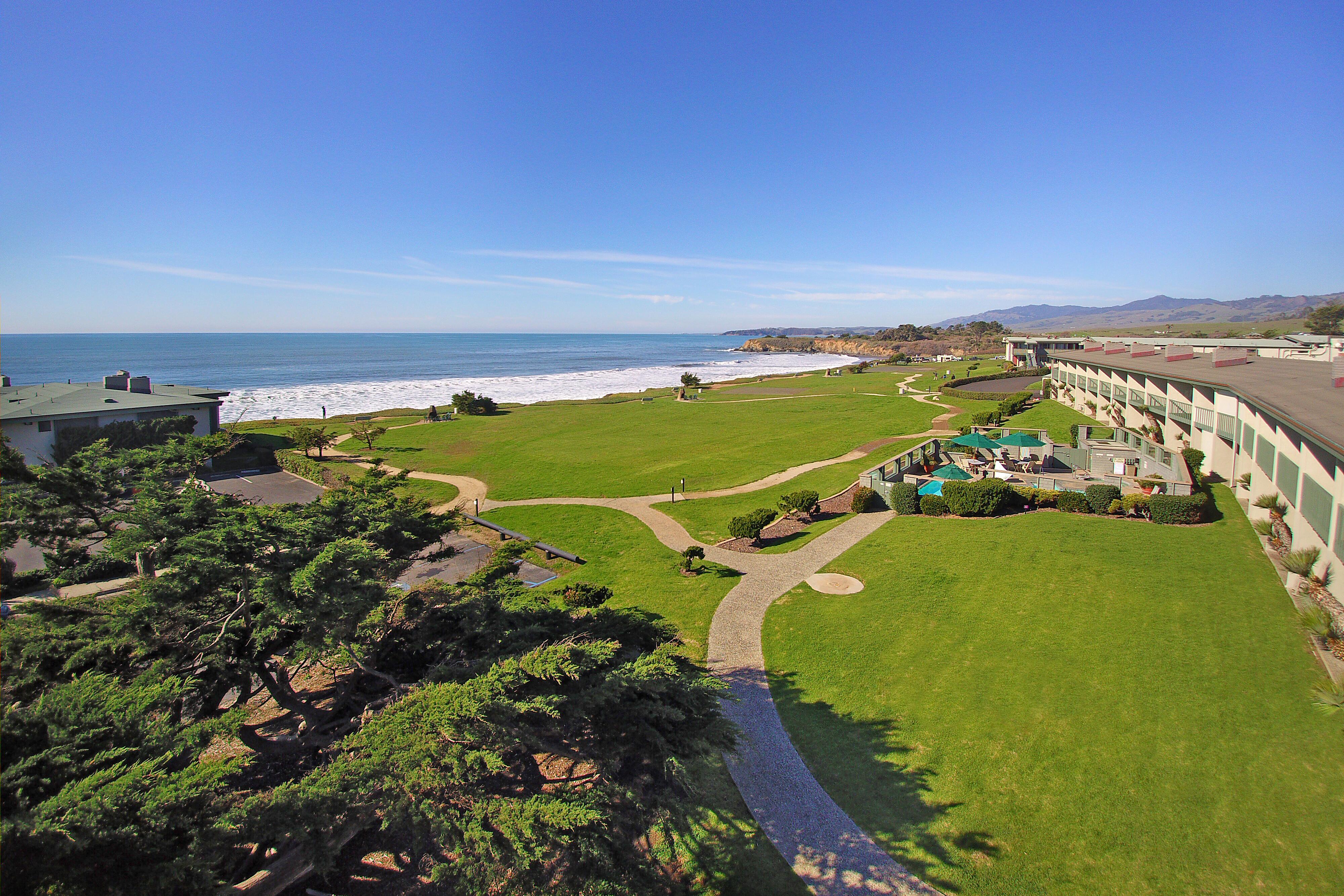 Cavalier Oceanfront Resort San Simeon Bagian luar foto